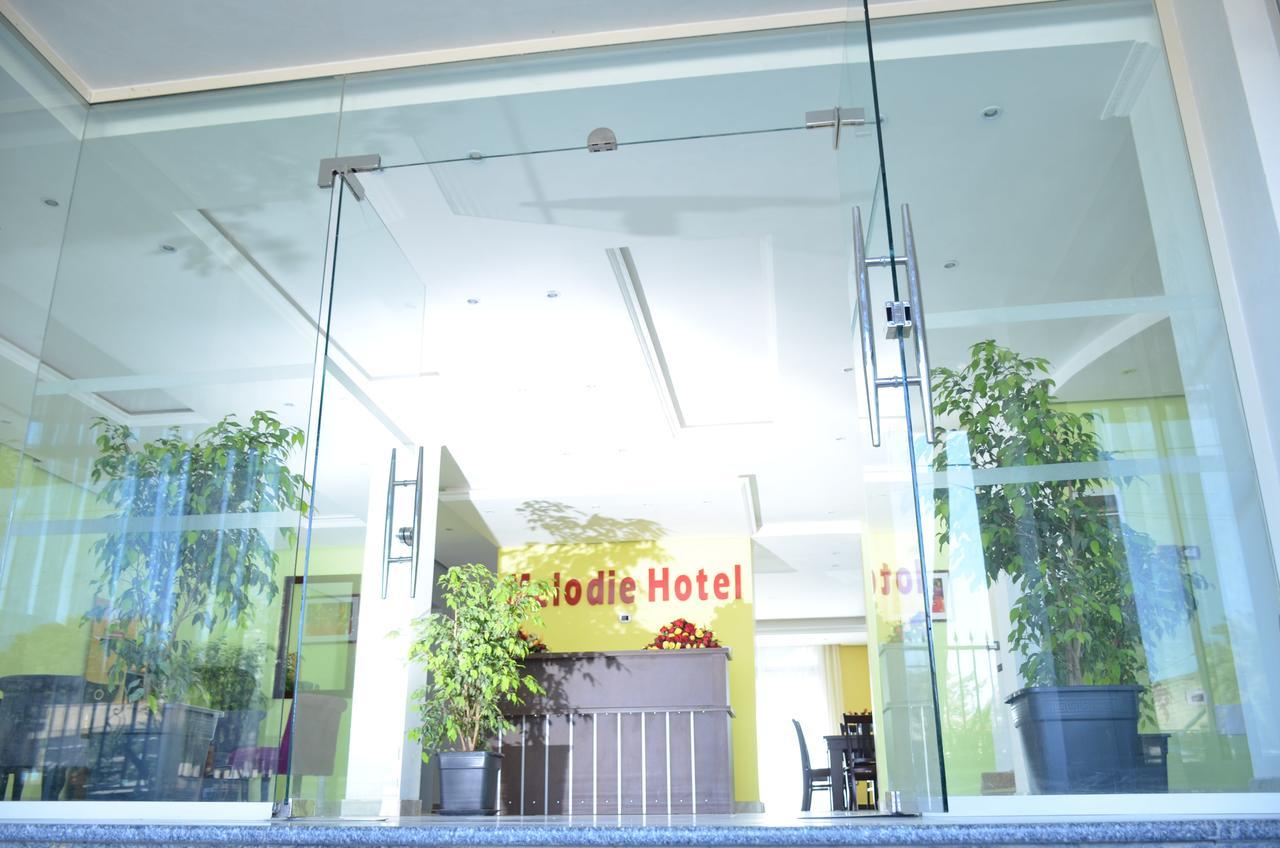 Melodie Hotel Addis Ababa Exterior foto