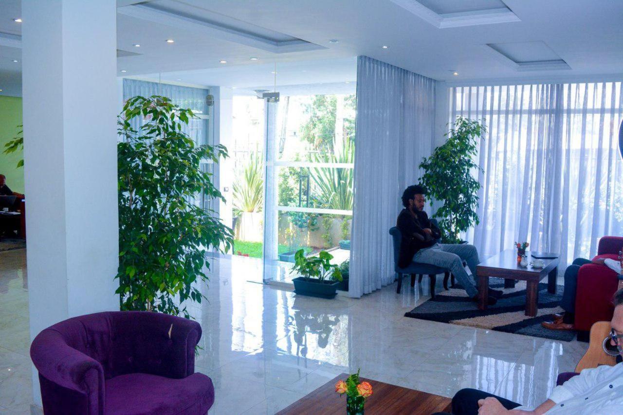 Melodie Hotel Addis Ababa Exterior foto