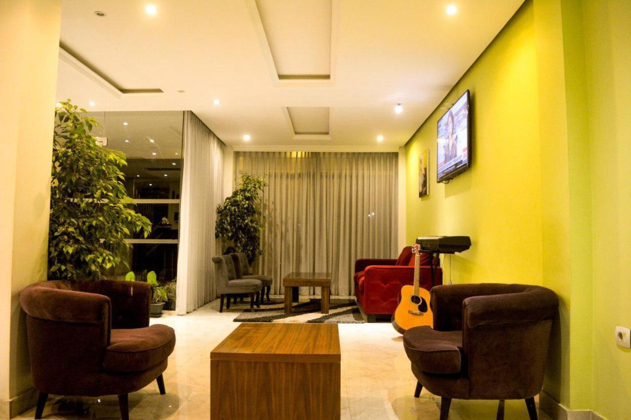 Melodie Hotel Addis Ababa Exterior foto