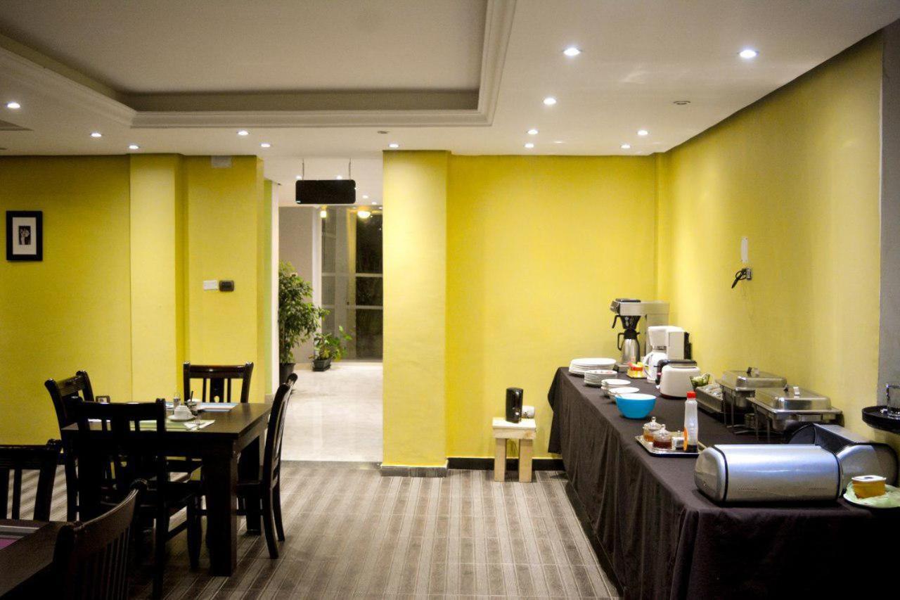 Melodie Hotel Addis Ababa Exterior foto