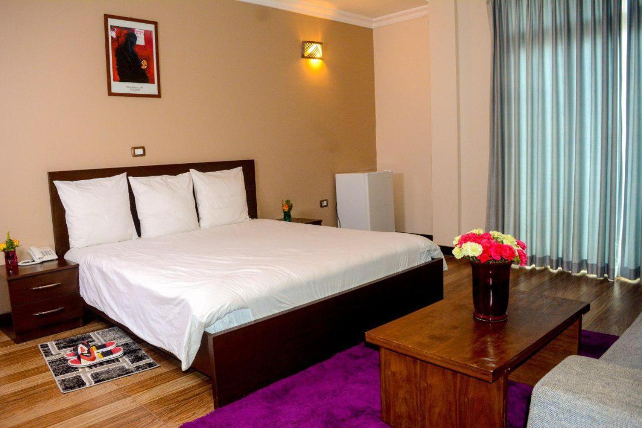 Melodie Hotel Addis Ababa Exterior foto