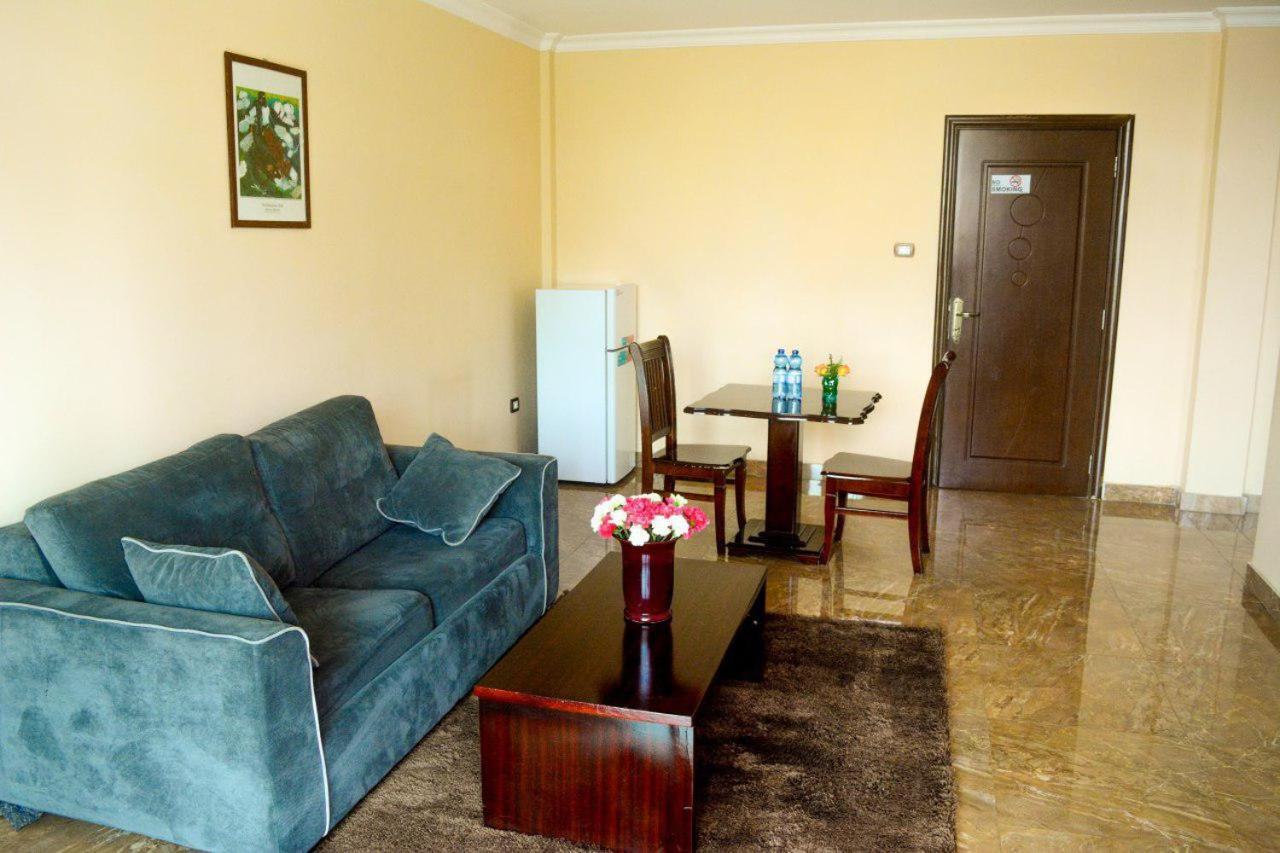 Melodie Hotel Addis Ababa Exterior foto
